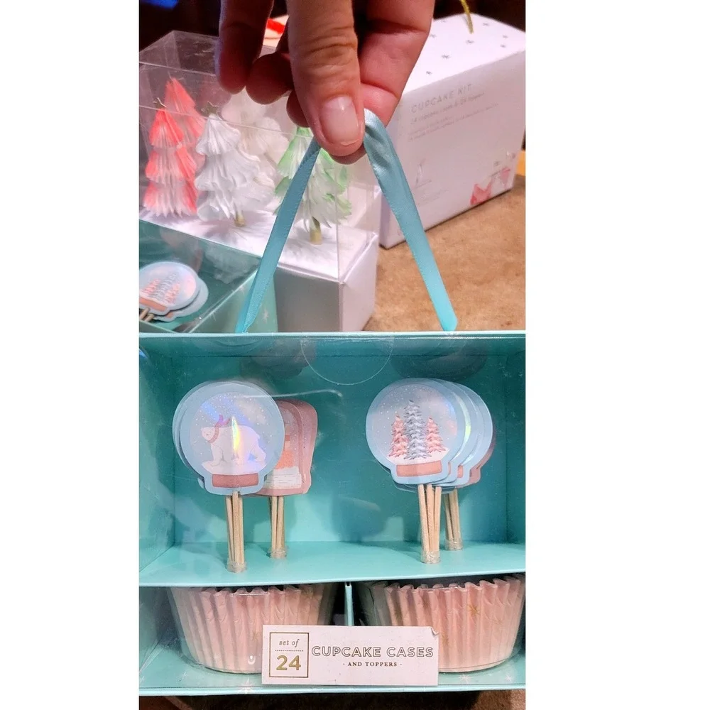 Elum Cupcake Cases and Toppers Set of 24‎ Unicorn Winter Theme Baking Party